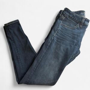 American Eagle Size 2 Super Stretch Jeggings